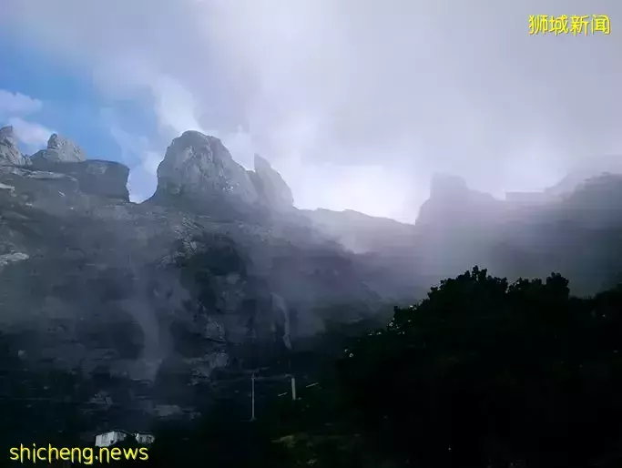 活久見! 新加坡鄰國下起了鵝毛大雪,29年頭一次