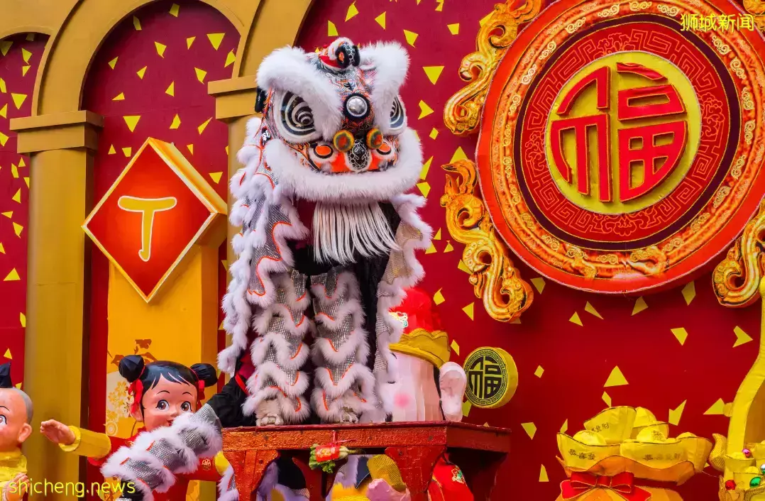 新加坡留學 新加坡春節習俗讓你大開眼界：撈魚生、搶頭香、拜年送橘子