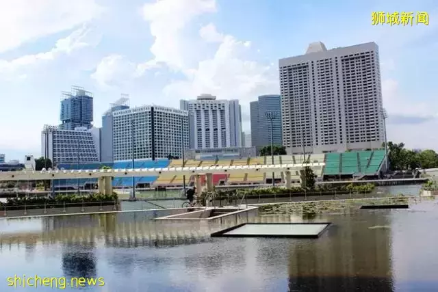 新加坡发达的餐饮业 吃在新加坡