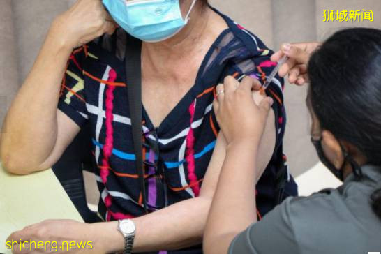 新加坡放寬防疫措施，近四成人口已完成疫苗接種