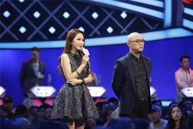 中國相親節目在新加坡爆紅！新加坡網友：太上頭了