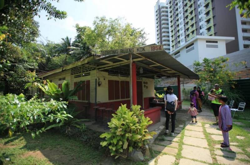 新加坡本島最後一個Kampung，一個26戶村民組成的小村子，就在Buangkok，你知道嗎