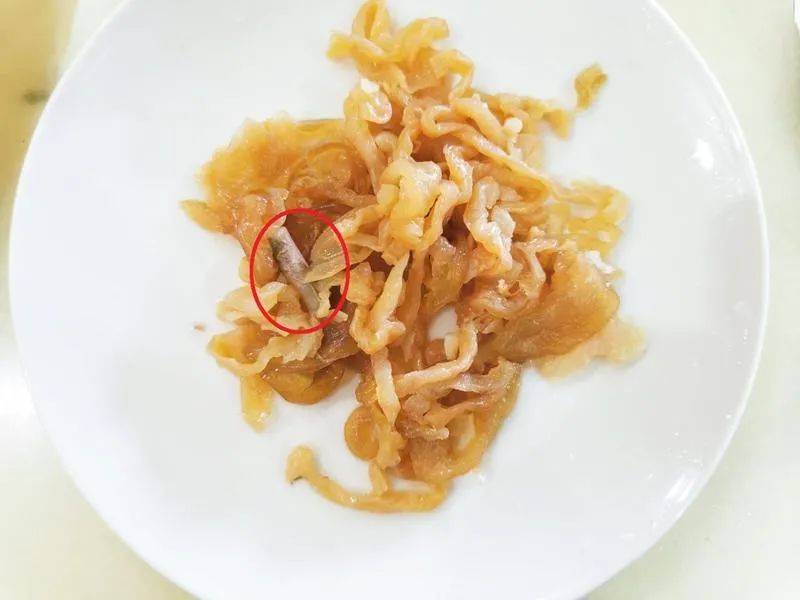 海蜇“买一送一”,全家反胃