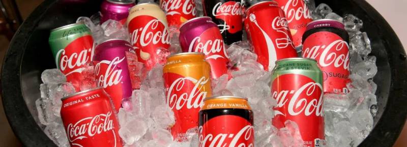 可口可樂全球大裁員,2200人!是真的撐不住了