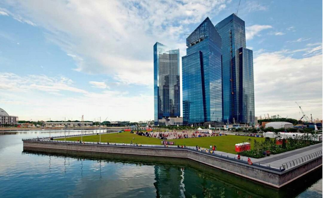 跨年夜新加坡巴士、地铁运营延迟，看烟花这些绝佳地点免费！