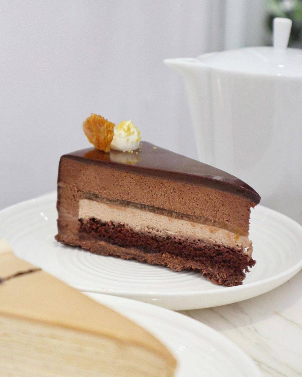 限時發售💥Lady M新品威士忌黑巧克力慕斯蛋糕🍰酒香馥郁、非同凡響，赴一場甜蜜的微醺之約✨