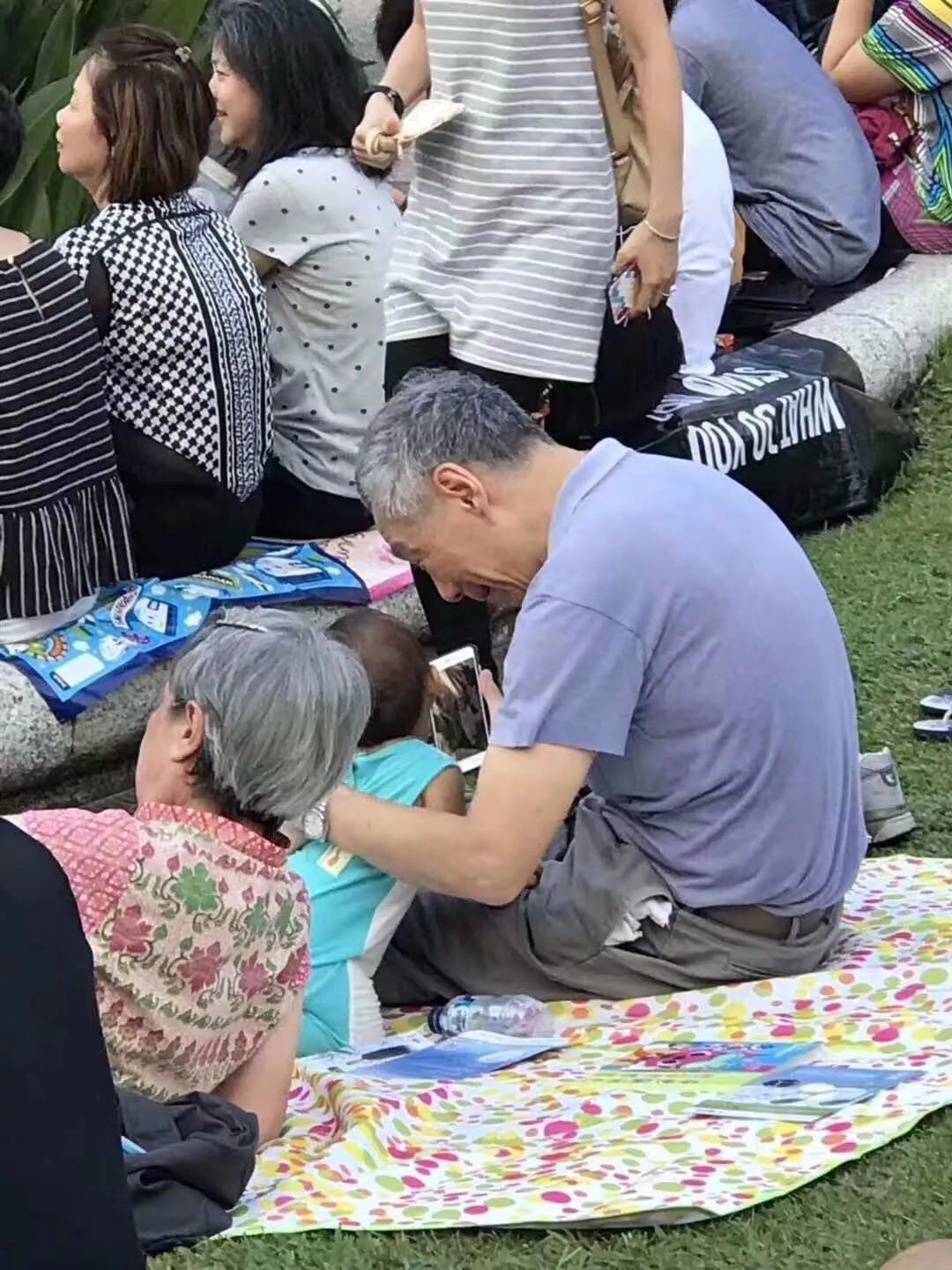 留神！在新加坡看起来“low爆了”的人，可能家里有矿！