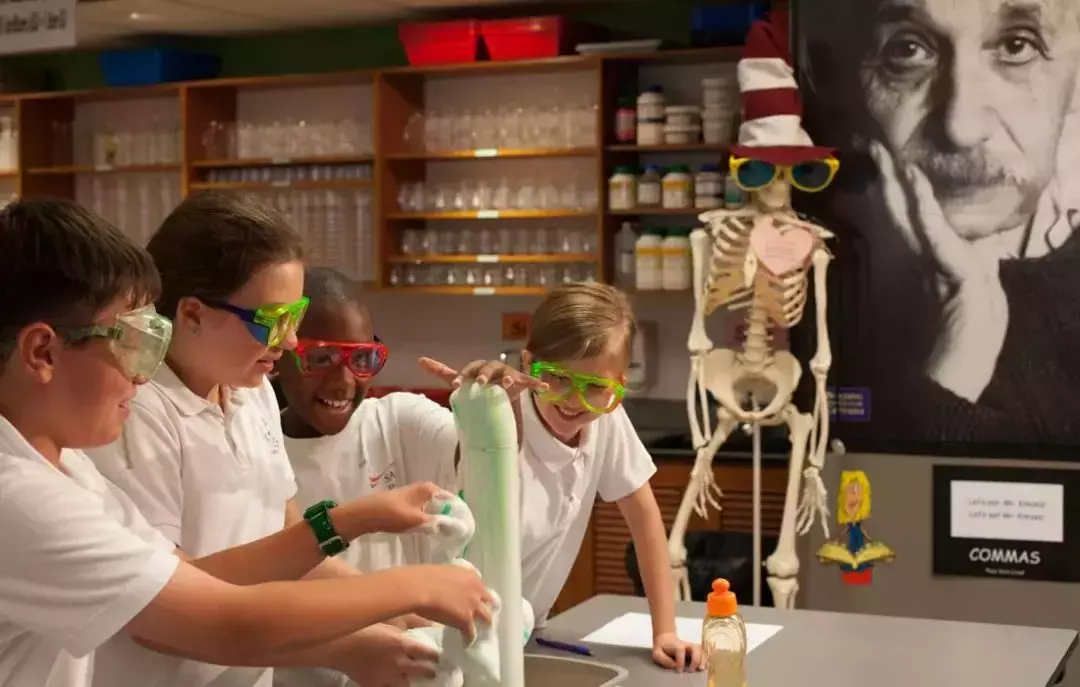 新加坡留学 分数和能力选哪一个?来新加坡留学全都有