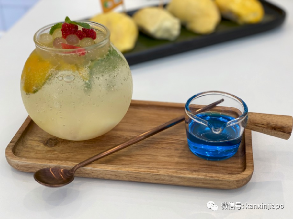 狮城美食探店 | 马来西亚第一的榴莲主题餐厅,来新加坡搞事情了