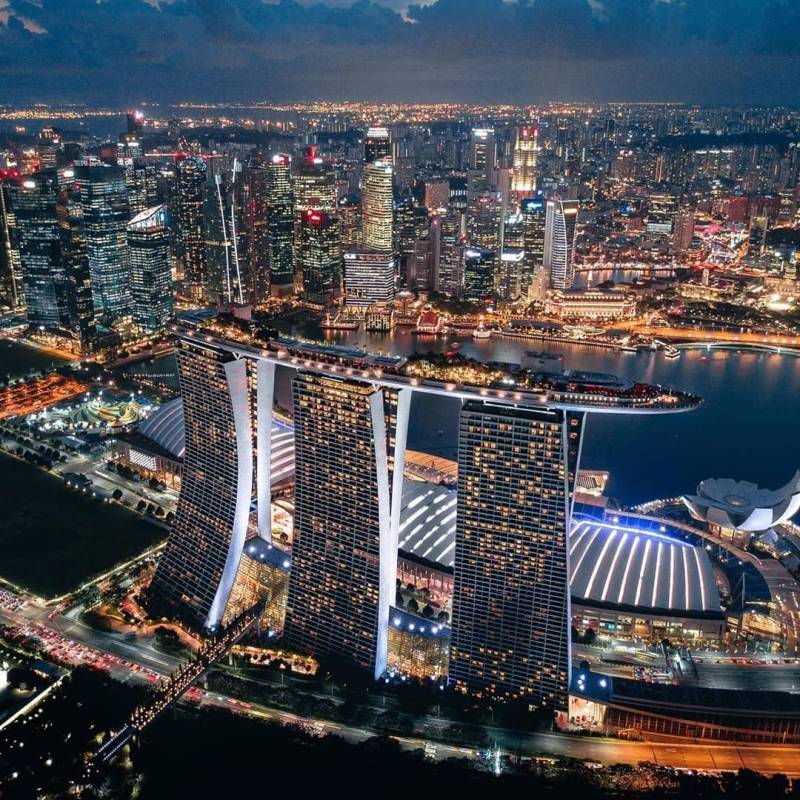 濱海灣金沙空中酒吧，晚餐新據點🍽 11月促銷，人均S$25，體驗味覺視覺雙重愉悅