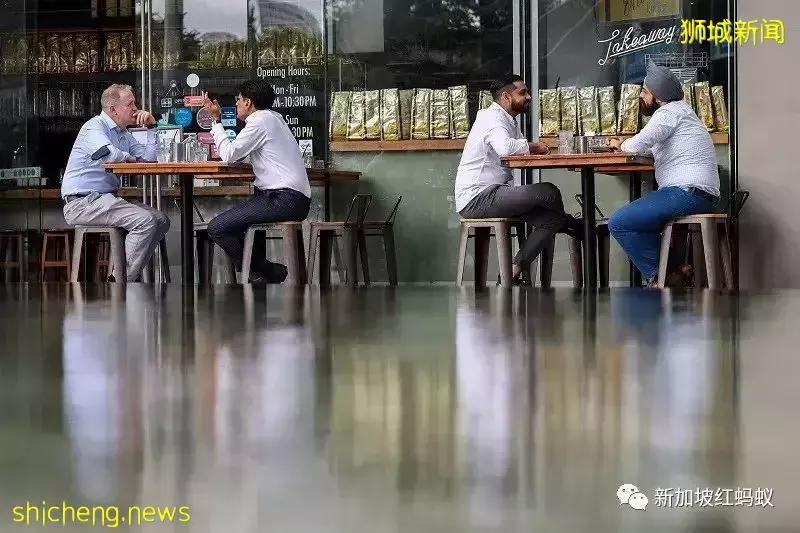 疫情暴发后无心打扮? 三成上班族宁愿减薪也懒得穿美美上班