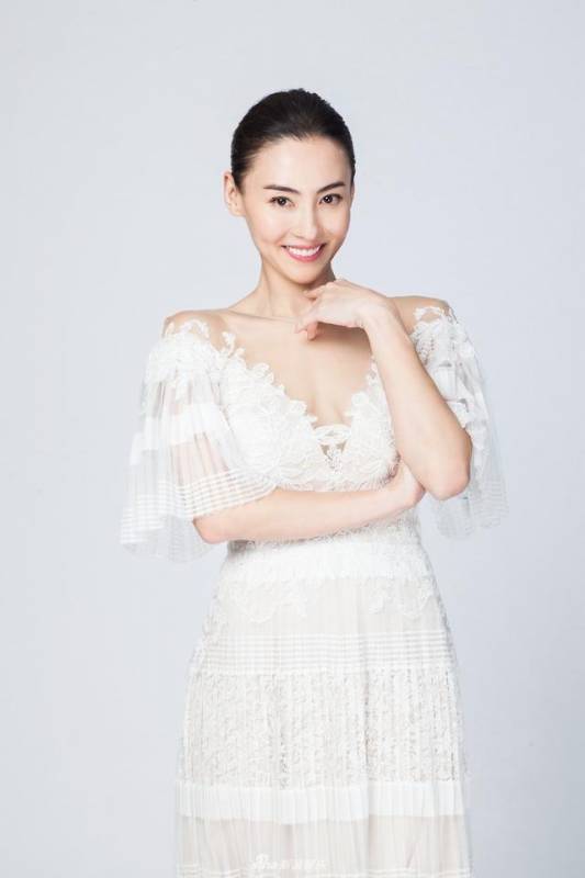 港媒挖出5点力证张柏芝孩子生父身份，疑从新加坡富商变工程师