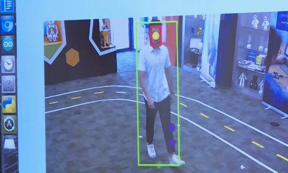 新加坡这些黑科技防疫设备,哪一个惊艳了你