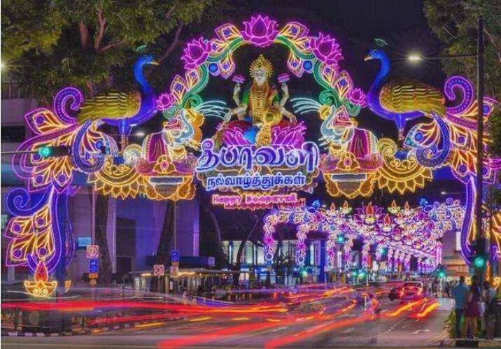 新加坡屠妖節人流聚集、人頭湧動，安全距離？野