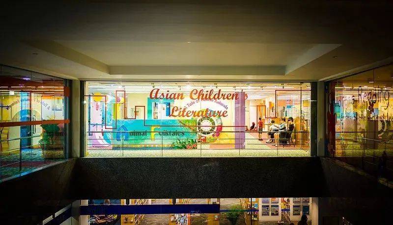 新加坡 假期來臨，不妨帶孩子泡一泡圖書館