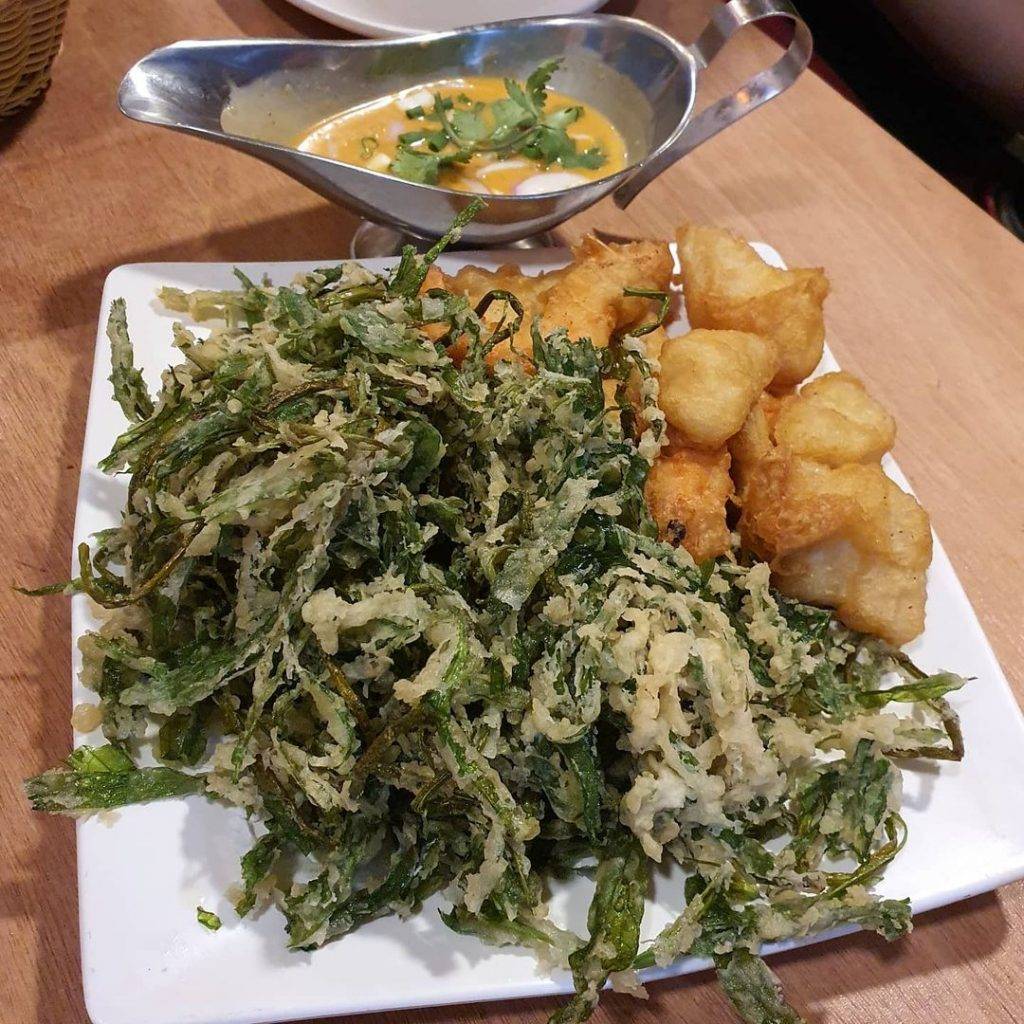 瞬穿曼谷街頭！氣氛滿點的泰式炭燒火鍋Tom Yum Kungfu🤤 口味正宗、平價又好吃！