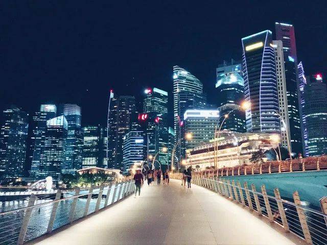 准畢業生必讀 新加坡工作准證與勞動法令!打工人,你被坑了嗎