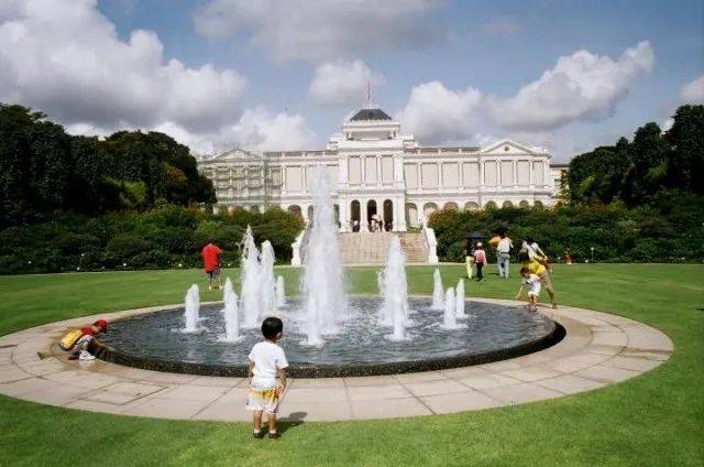 新加坡总统府5月13日重新开放参观，公众须提前上网预订