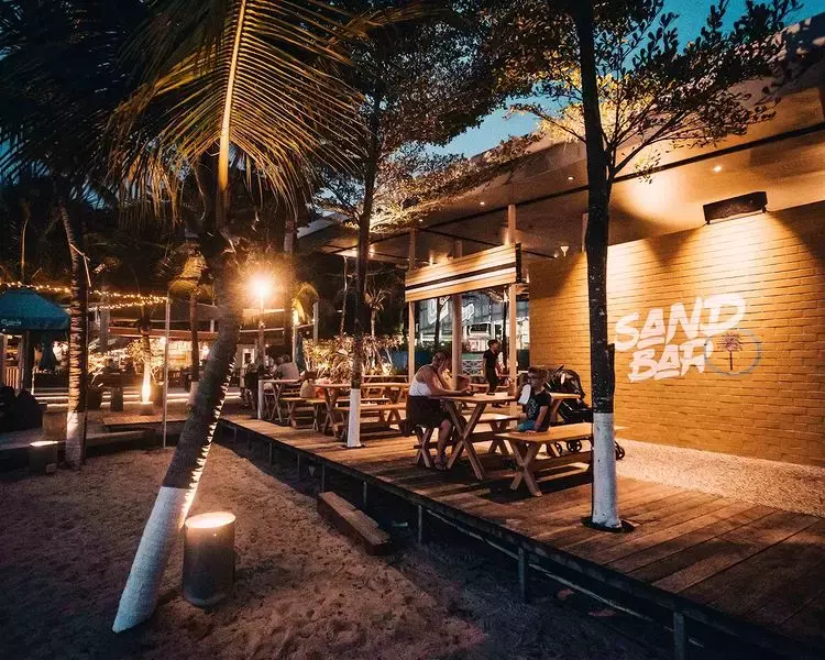不用出国!圣淘沙Sand Bar沙滩酒吧🍺面朝大海,迷人海景+浪漫夜景让你放松一下🙌