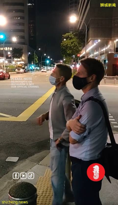 太牛了！有人專抓不戴口罩的洋人，被贊“現實生活中的英雄”