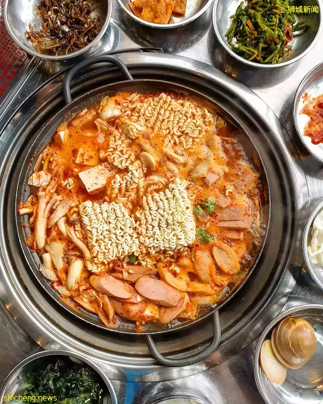The GOGI韩式铁板芝士炸鸡、辣炒猪肉、芝士玉米🤤 经典韩式料理这里吃