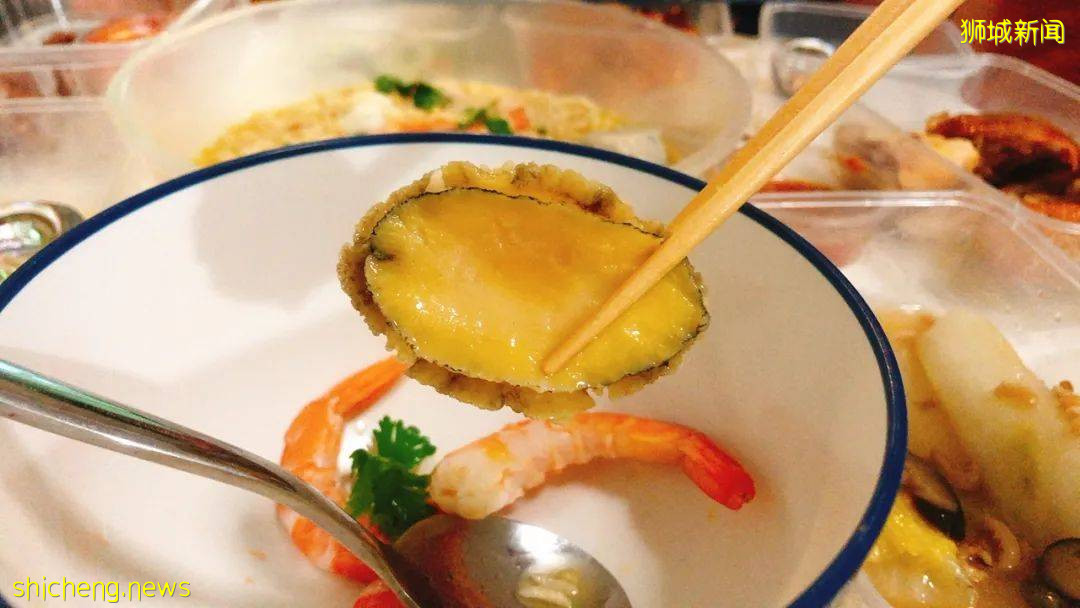 海鮮大餐外賣僅$49！1家3口豪吃龍蝦、鮑魚、大蝦、鹽焗雞