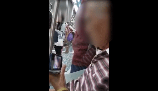 超重口,金表大叔在新加坡地铁上看露点黄片!