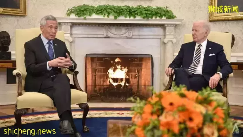 新加坡总理李显龙出访美国!打卡樱花树、白宫、还聊了这些