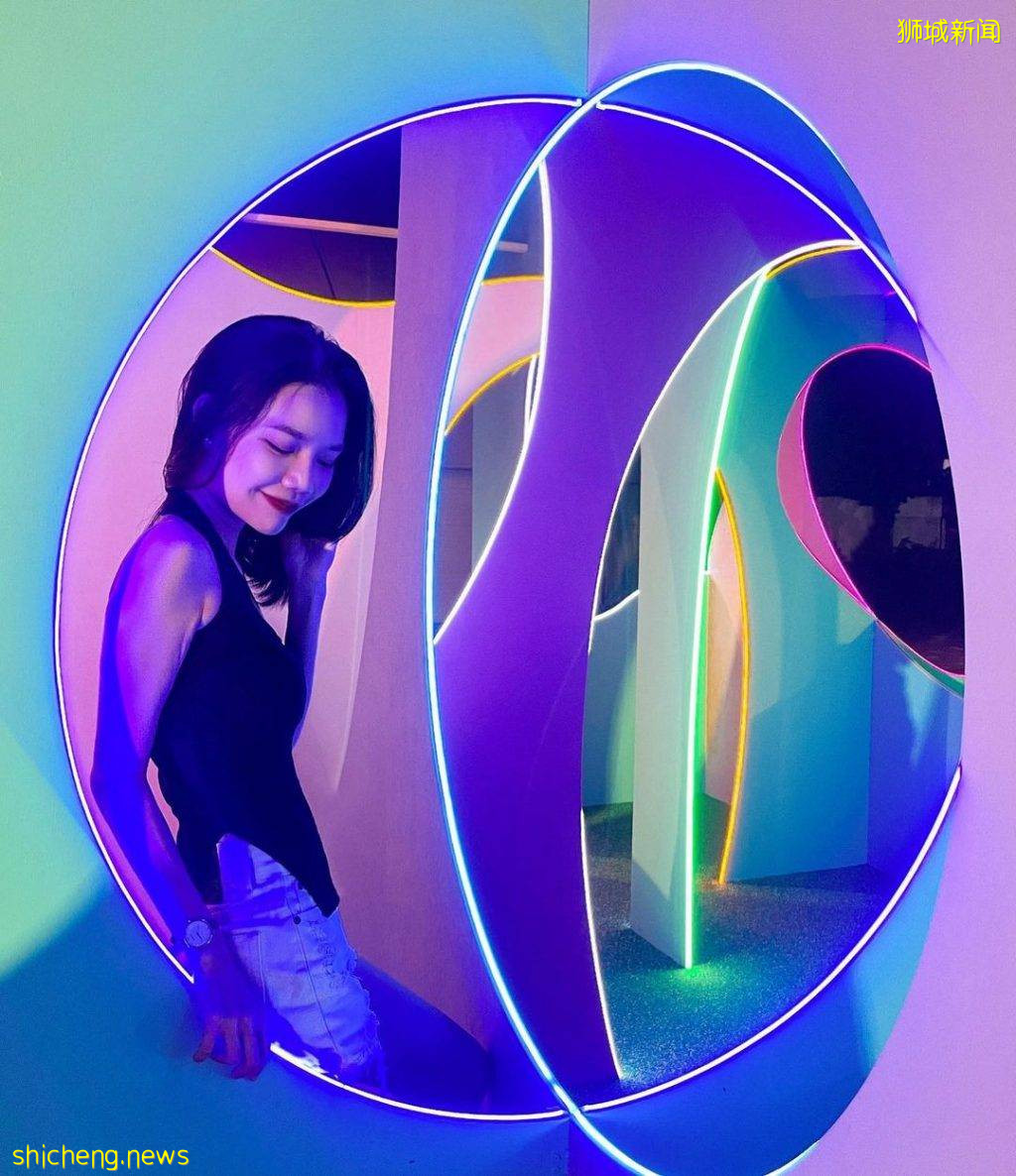 Downtown East最新藝術裝置“Wave Hello”🌊糖果色調、波浪形狀🍬展出六個月，免費打卡