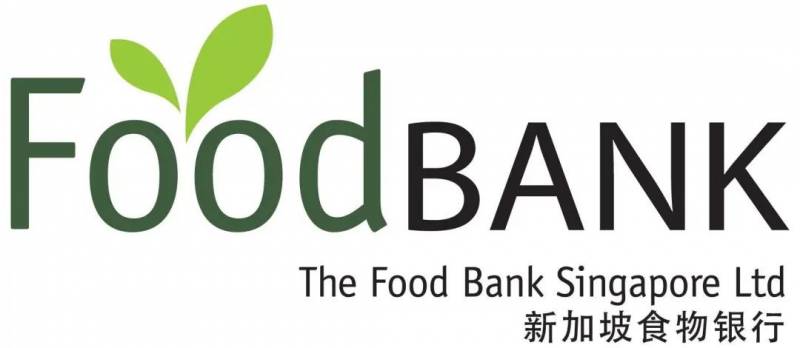 新加坡慈善机构食物银行推出熟食自动贩卖机，为民众提供四种健康食物