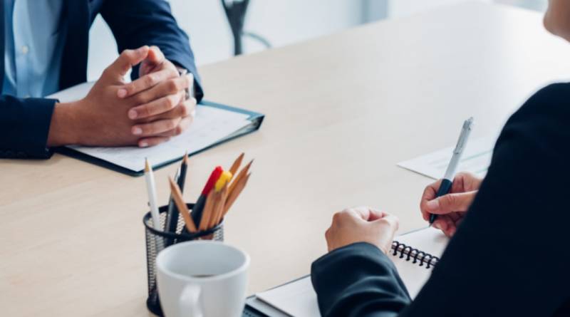 新加坡“新心相连”计划,让更多毕业生与转业者获工作机会