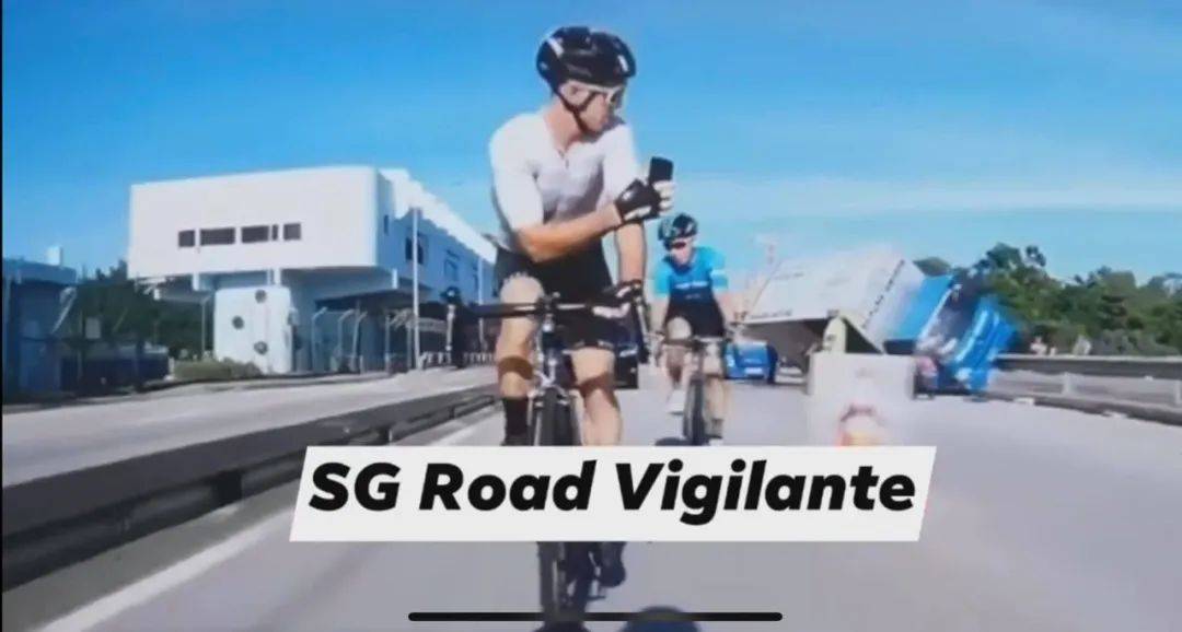 奇葩！因围观车祸而撞车，新加坡发生罕见“套娃”车祸事件