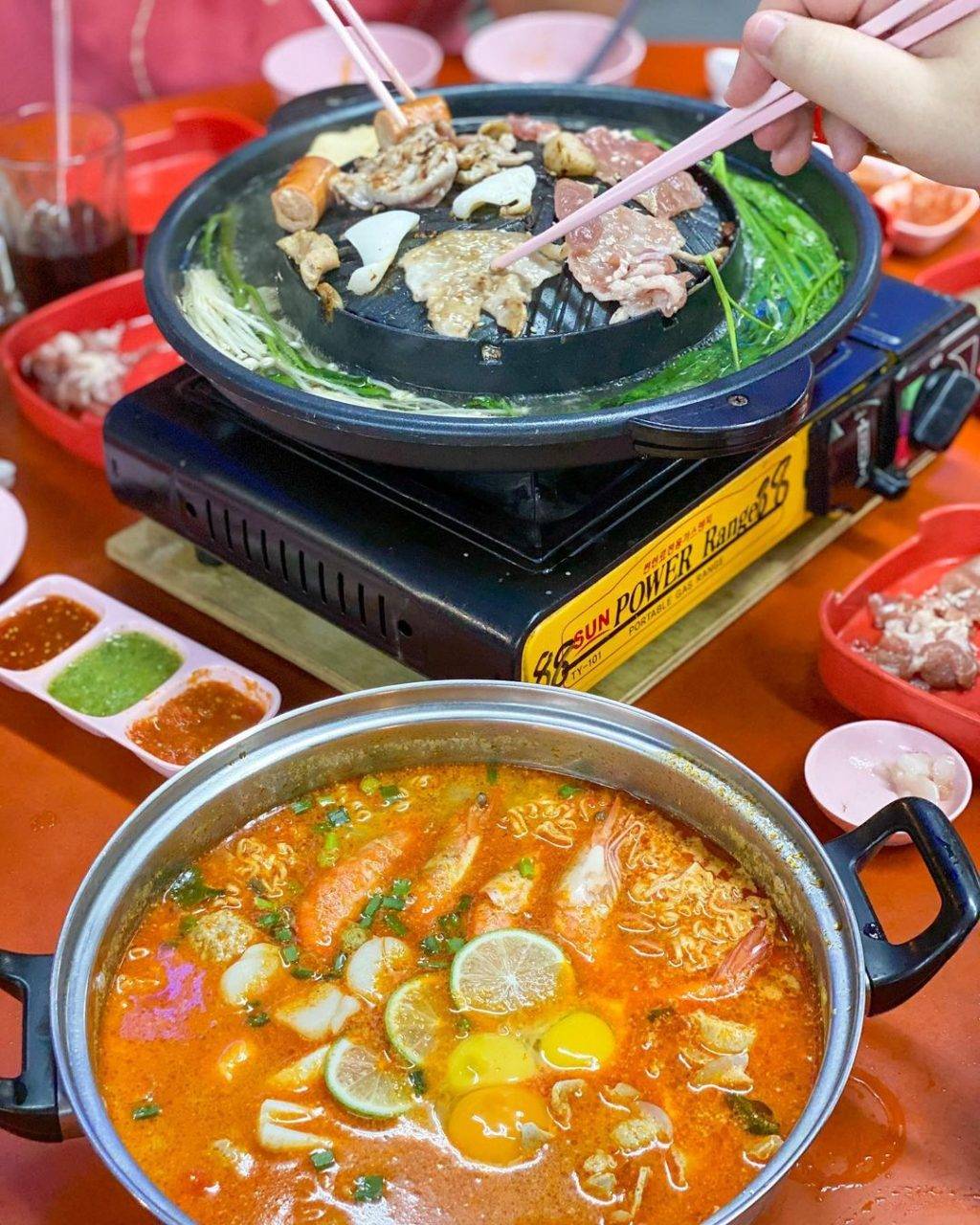 食閣平價好料💯 泰式料理攤“SOI 81 MOOKATA”泰國媽媽面+泰式燒烤火鍋😍 配料十足超澎湃