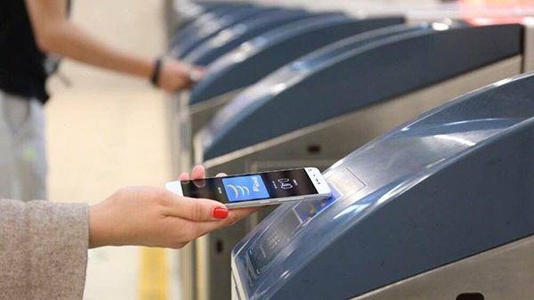 新加坡手机诈骗犯又出新招，多人被骗金额过数万