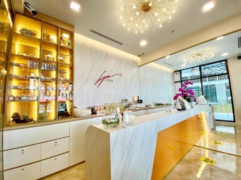 疫期无法出国　新国美发美容院顾客增加