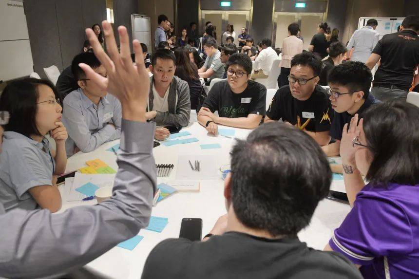 最新調查：新加坡年輕人對說華語更有信心，竟高過說英語