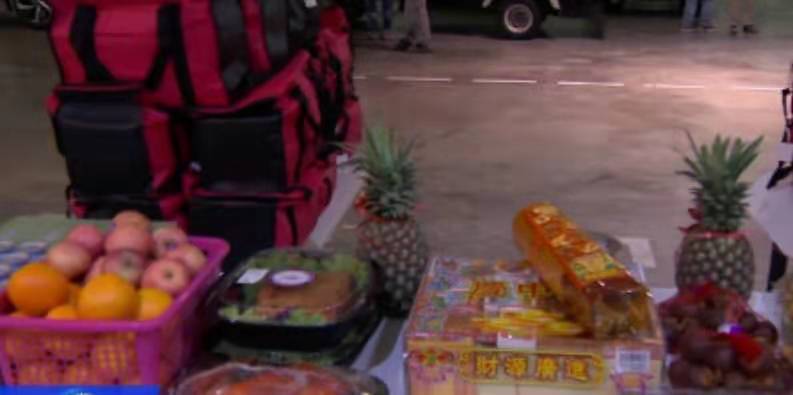 新加坡中元节祭品配套销量下滑，受经济影响所致