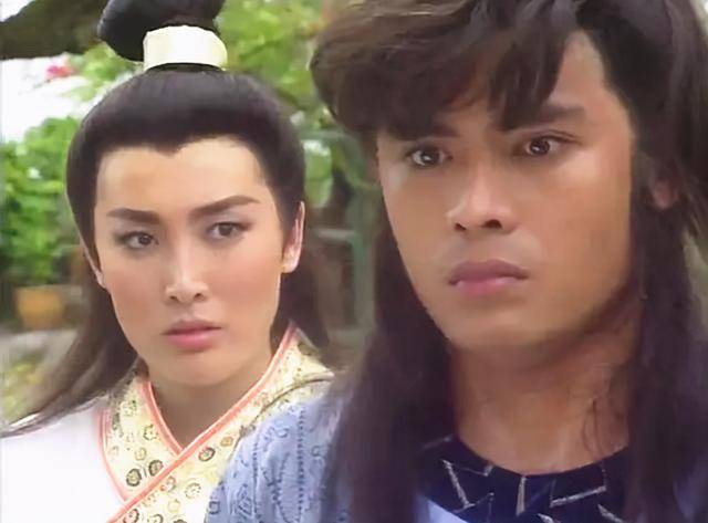 新加坡一哥一姐同框!56歲李南星仍帥氣,55歲陳莉萍發福難辨