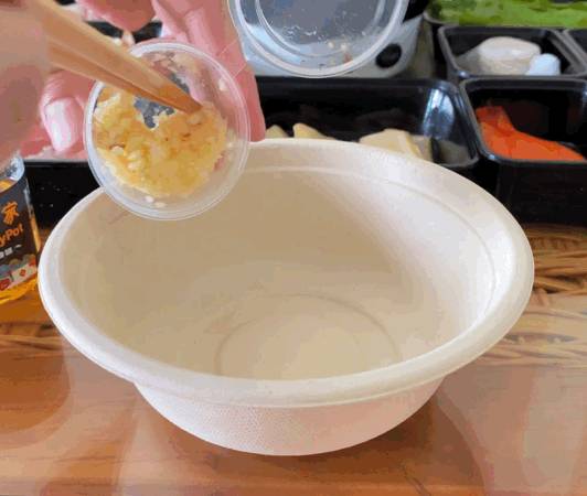 下雨我们在家吃火锅吧!超赞外卖火锅,60+种类的火锅涮菜送上门!下单还送电热小火锅,菜品酱料全部帮你搞定