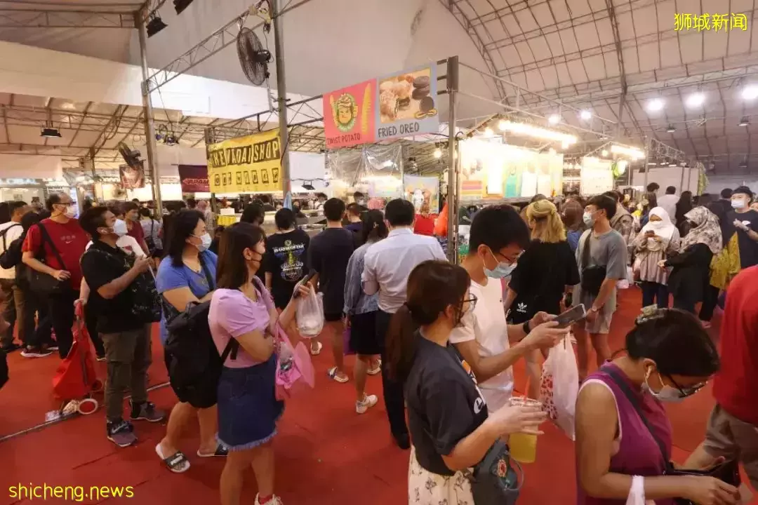 新加坡“疫后”重现烟火气!夜市回归,人潮更胜疫前,去哪里体验