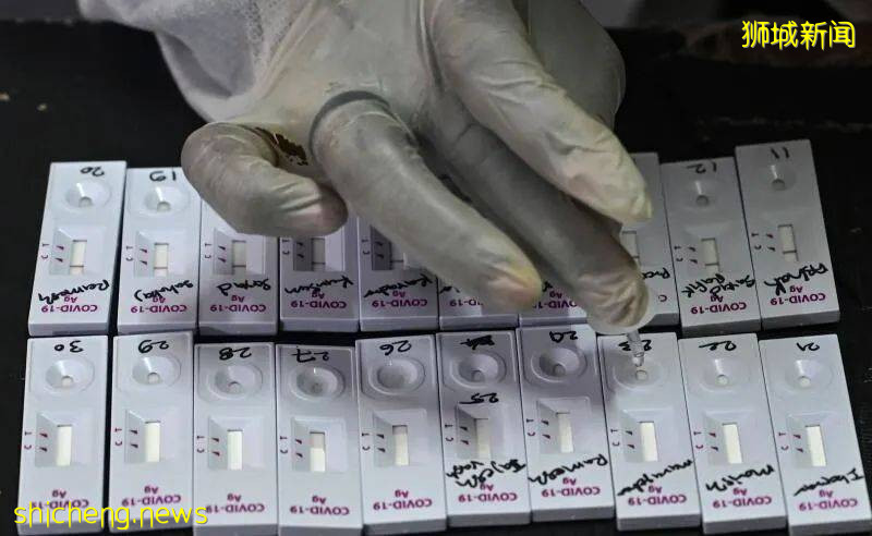 新加坡总理李显龙今年首次全国演讲，宣布一波新常态