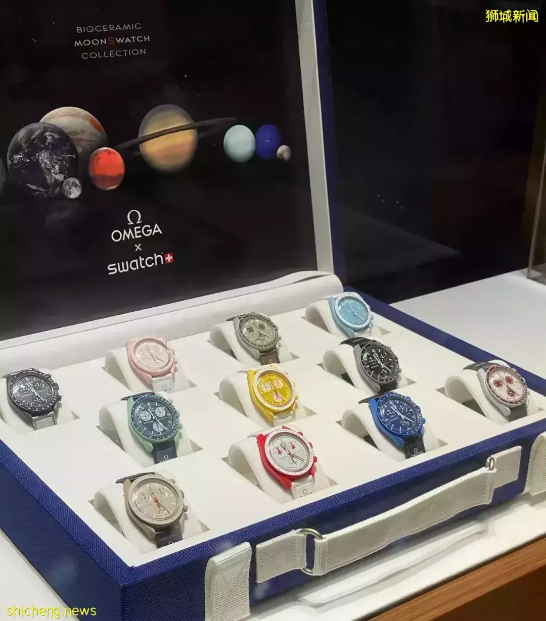 實拍!新加坡濱海灣金沙和烏節路人山人海,因爲它!有人暈倒、對警察喊:拿槍射我啊