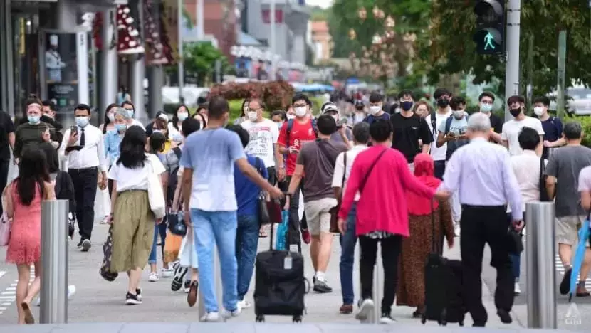 外媒:新加坡已放棄抵抗!李顯龍總理談抗疫內幕!英國正式徹底放飛