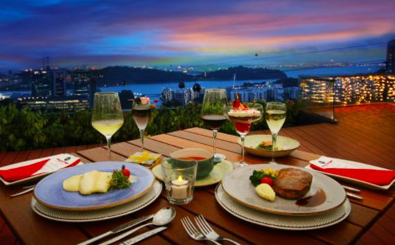 情人节快到啦!这里有一份新加坡甜蜜度100%的餐厅list待查收