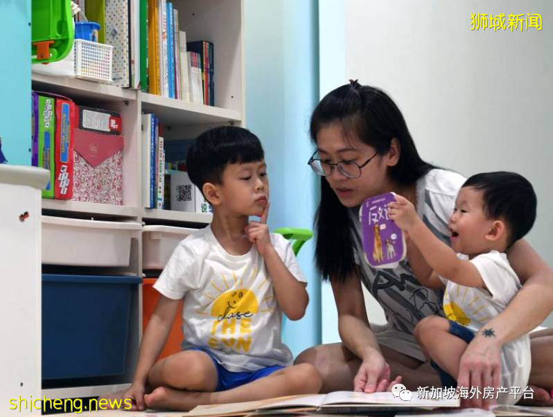 英語取代華語 成爲新加坡人在家中最常說的語言