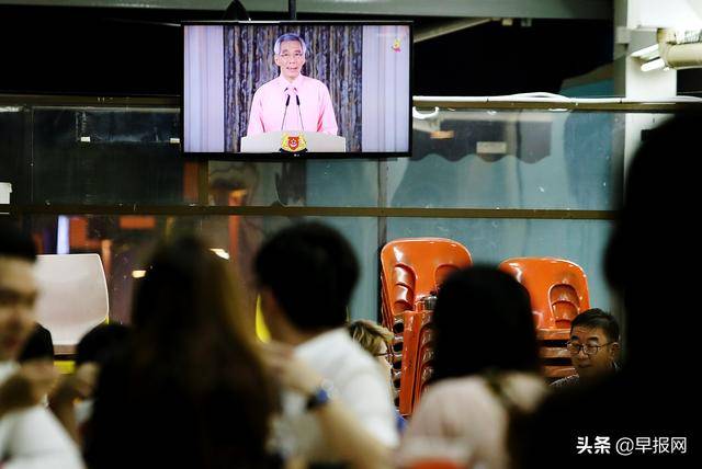 李显龙警告：疫情可能持续一年或更久 但新加坡不会封城