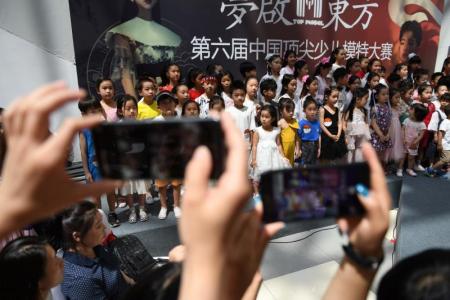 中国儿童模特行业在争议中蓬勃发展