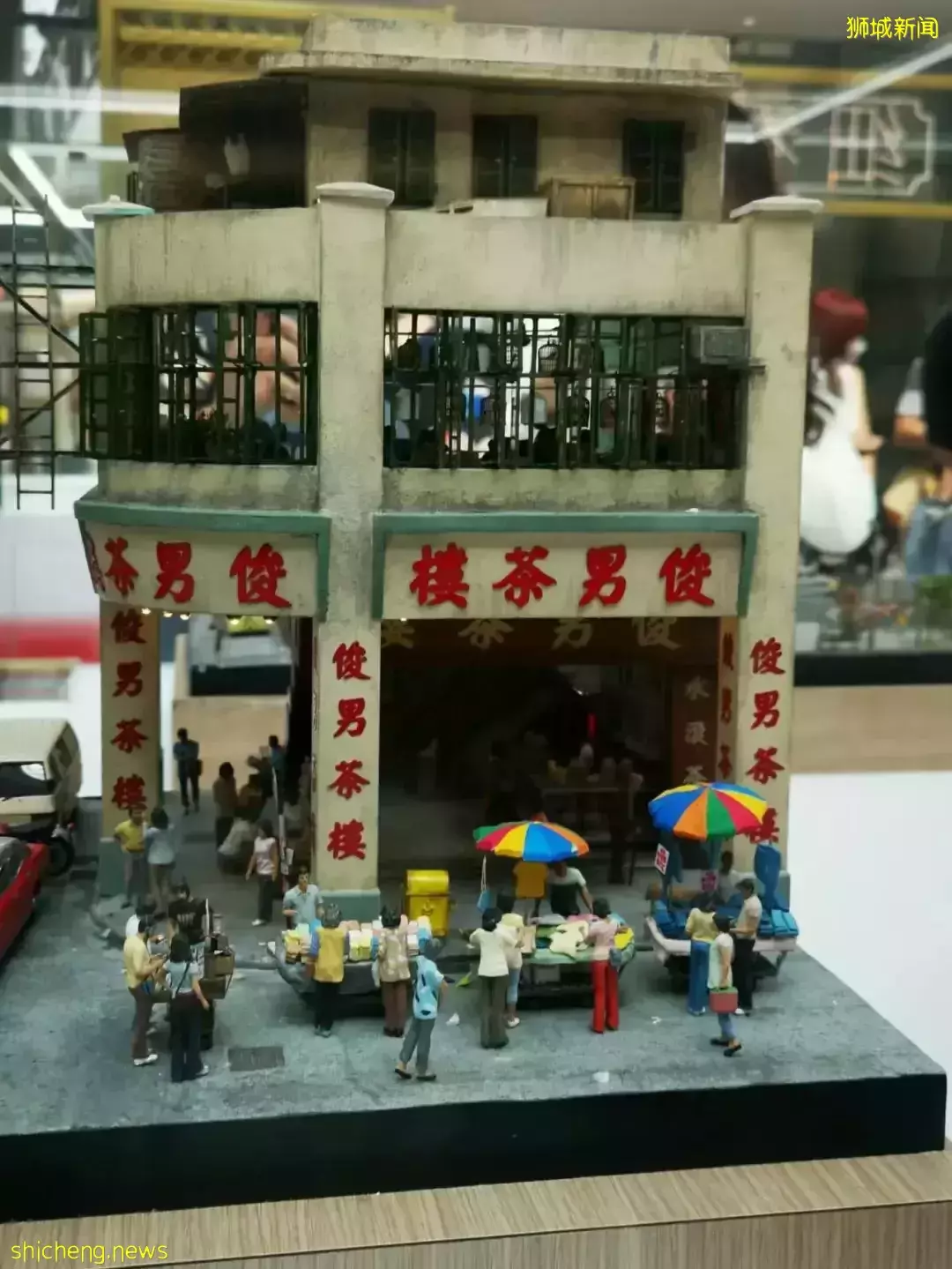 “細看香港”微觀藝術展亮相新加坡