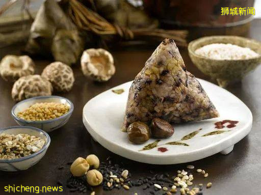 新加坡驚現香辣、燒鴨、牛頭、鮑魚、虎蝦粽!這個端午節不一樣!