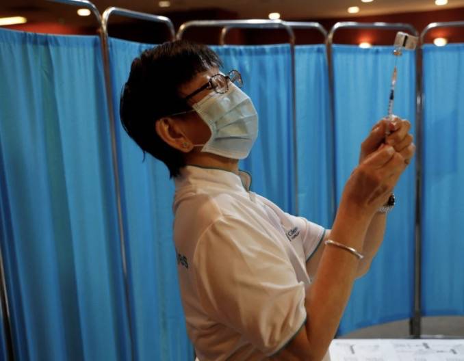 新加坡四所大學公布就業率！2020年最賺錢的專業排名來了